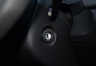 方向盘及点火钥匙转不动的原因与解决方法